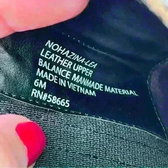 New NORDSTROM LEATHER Snakeskin Style Booties - So Cute! Size 6 MSRP: $89.00 - Picture 6 of 15